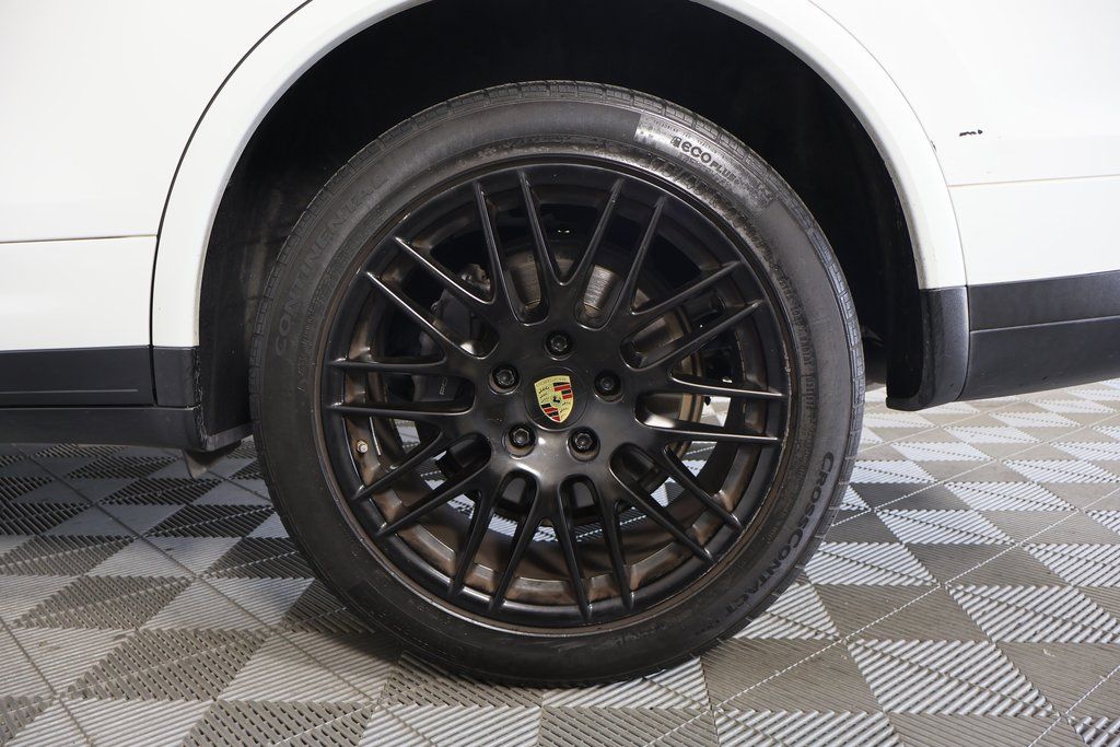 Thumbnail: 2018 Porsche Cayenne - 15