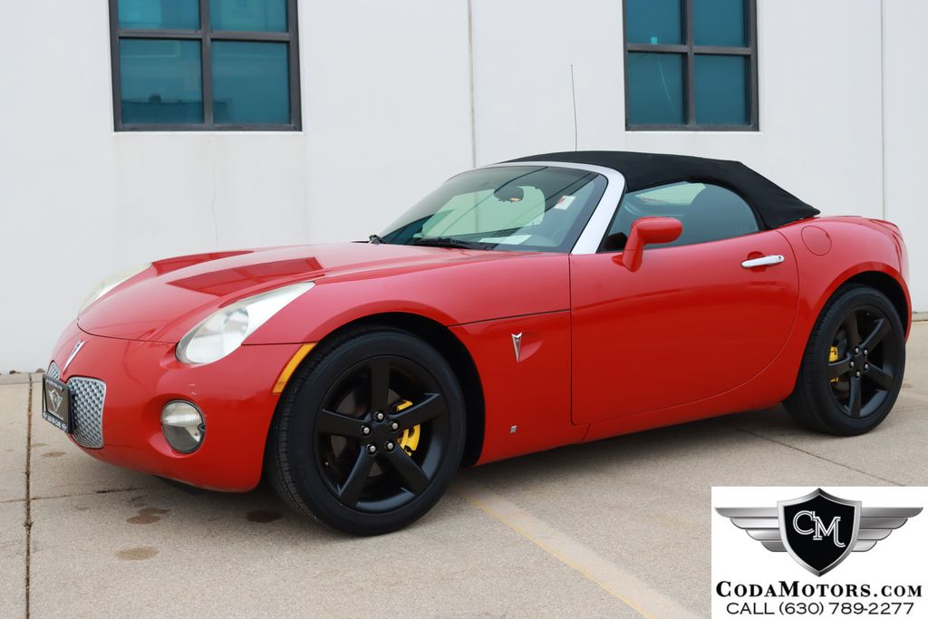 Aggressive (Victory Red) 2007 Pontiac Solstice Base Convertible Rear-Wheel Drive 5-Speed Automatic