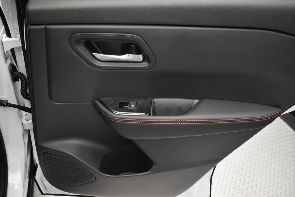 Thumbnail: 2026 Nissan Rogue - 30