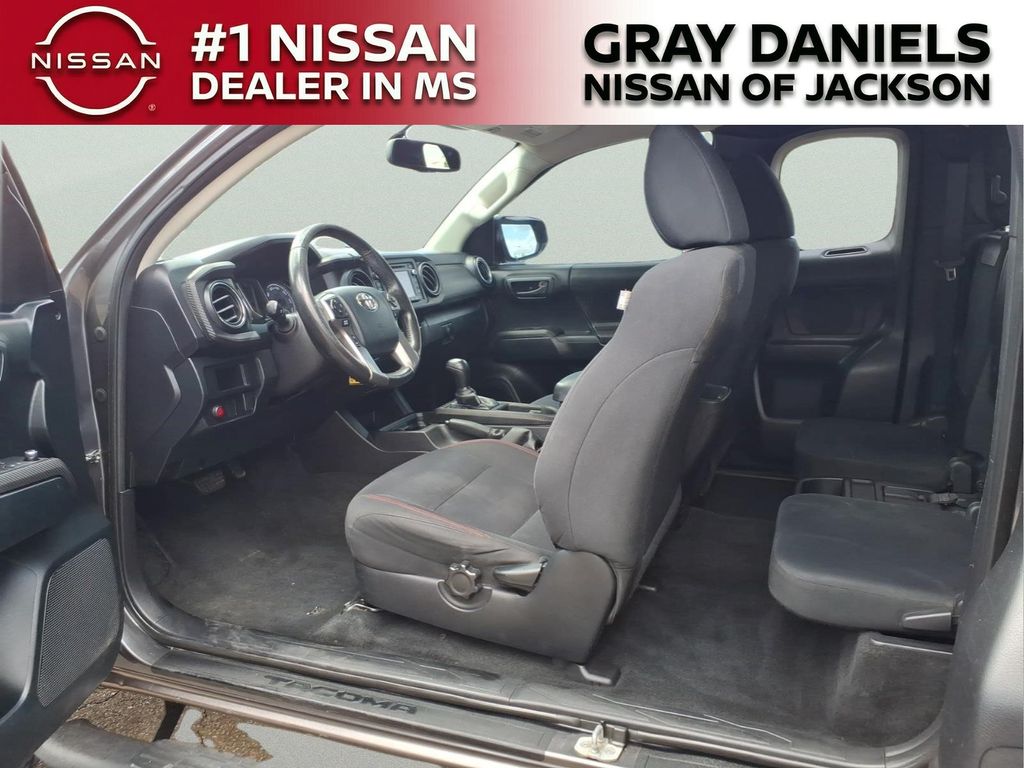 Used 2016 Toyota Tacoma Truck