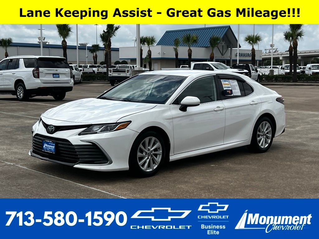 2022 Toyota Camry LE - 0