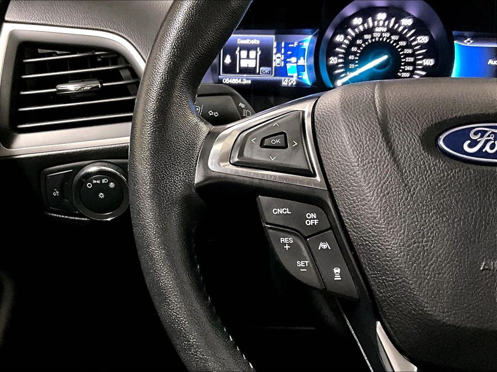 2022 Ford Edge — photo 22