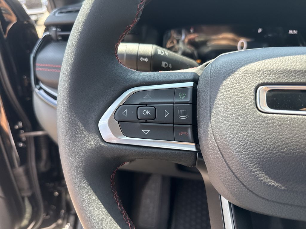 2026 Jeep Compass Trailhawk Black at Victoria Chrysler Dodge Jeep Ram