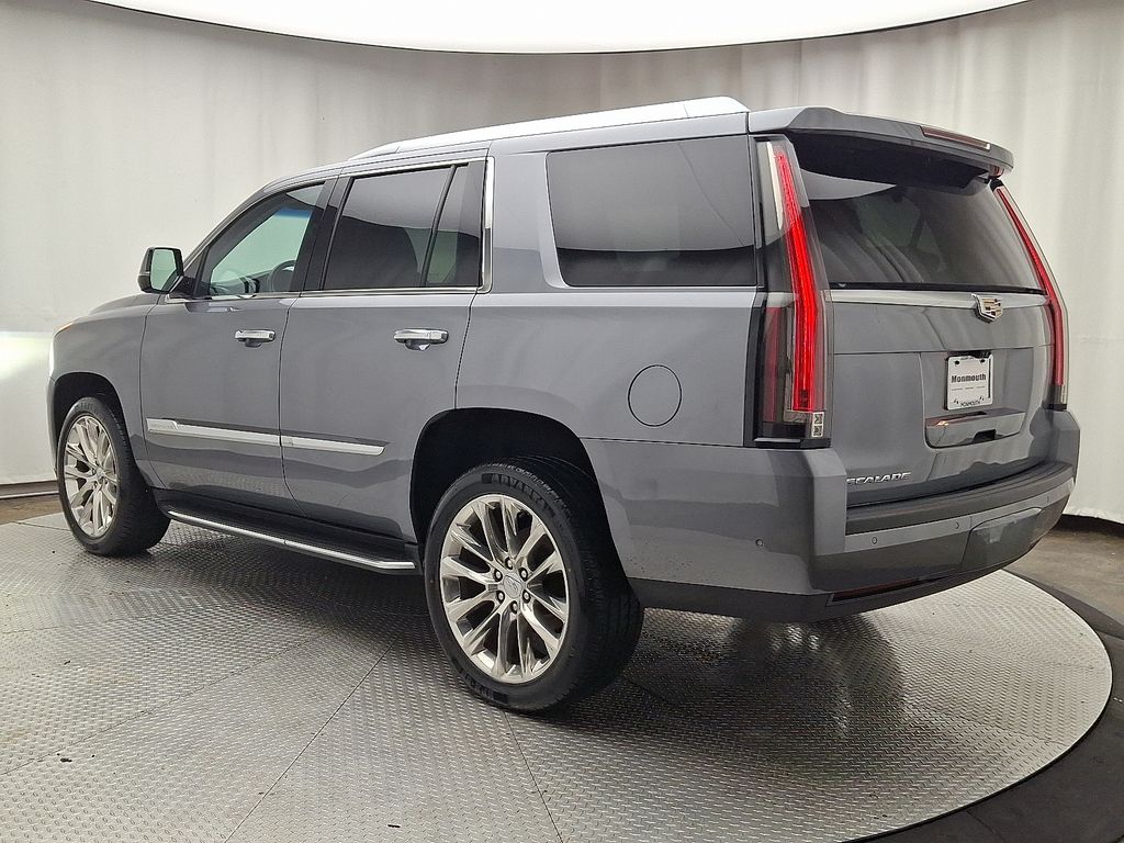 Thumbnail: 2019 Cadillac Escalade - 6