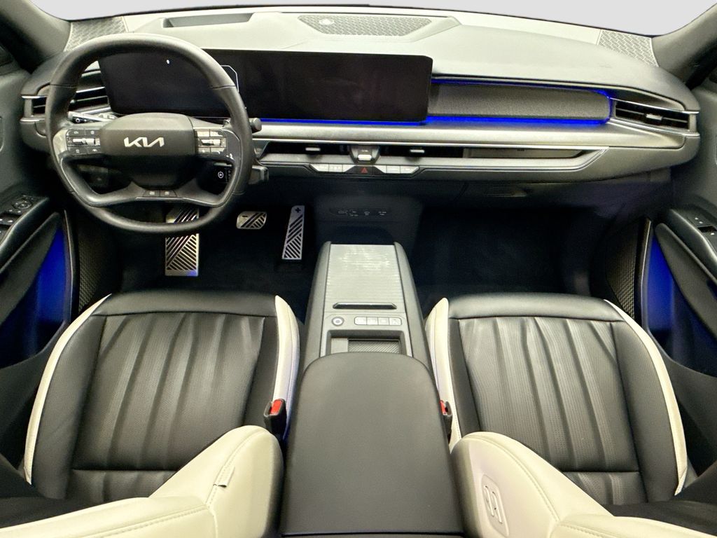 Thumbnail: 2024 Kia EV9 - 14
