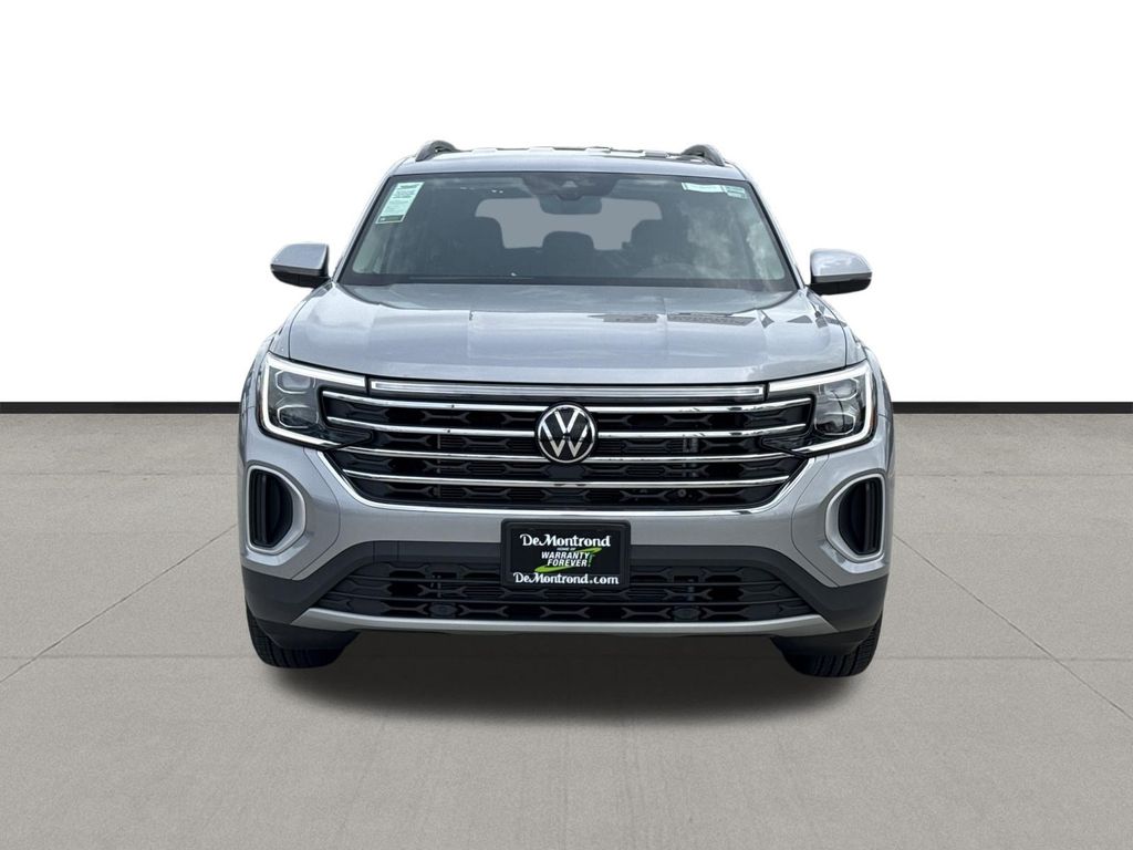 2026 Volkswagen Atlas 2.0T SE Silver at Bayshore Chrysler Jeep Dodge Ram