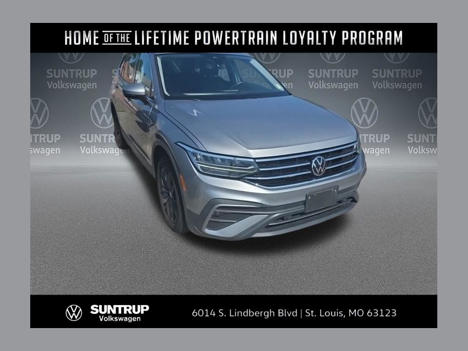 Silver Metallic 2023 Volkswagen Tiguan SUV / Crossover All-Wheel Drive 8-Speed Automatic