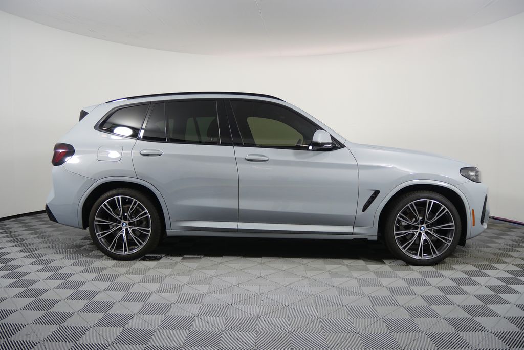 Thumbnail: 2022 BMW X3 - 2