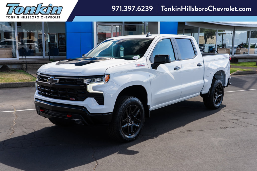 Summit White 2026 Chevrolet Silverado 1500 Pickup Truck Four-Wheel Drive Automatic