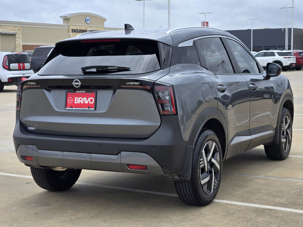 2026 Nissan Kicks SV - 3