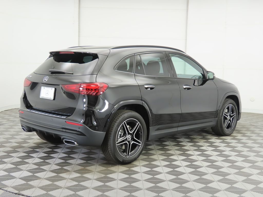 Thumbnail: 2026 Mercedes-Benz GLA - 5