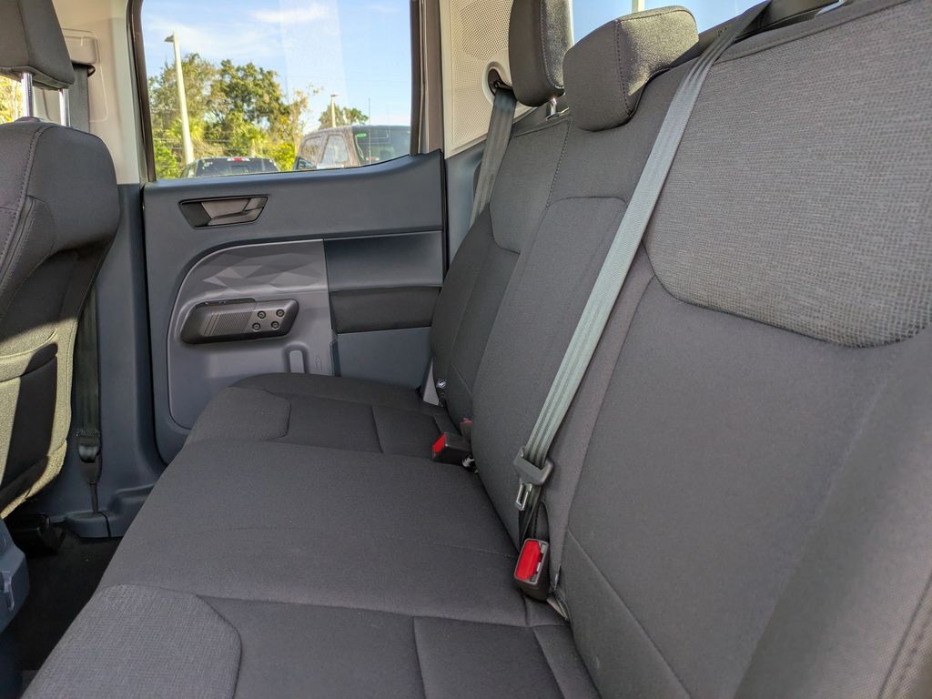 2025 Ford Maverick XL