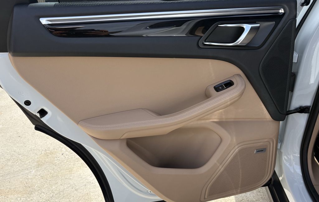 2020 Porsche Macan S White at Ultimate Motorsports