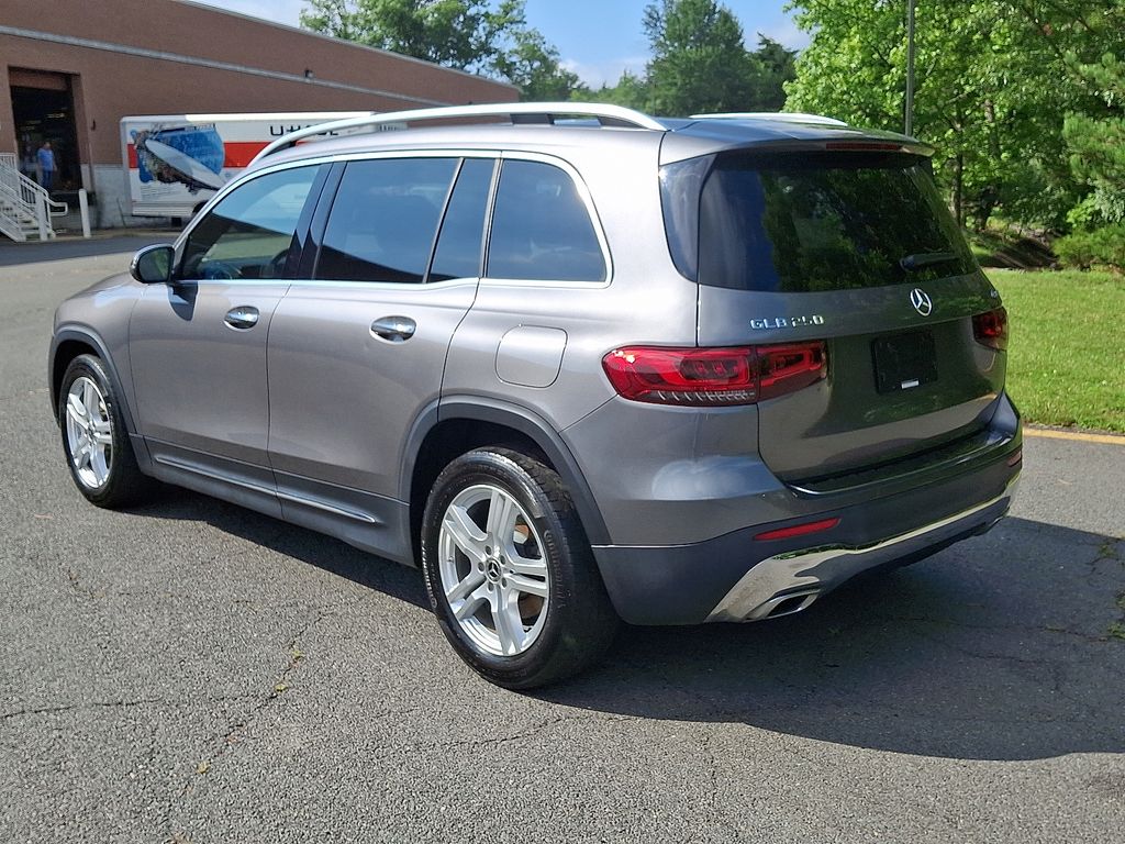 Thumbnail: 2021 Mercedes-Benz GLB - 4