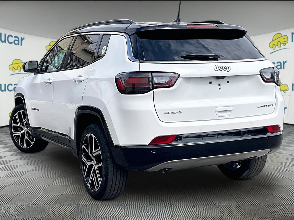 2024 Jeep Compass — photo 4