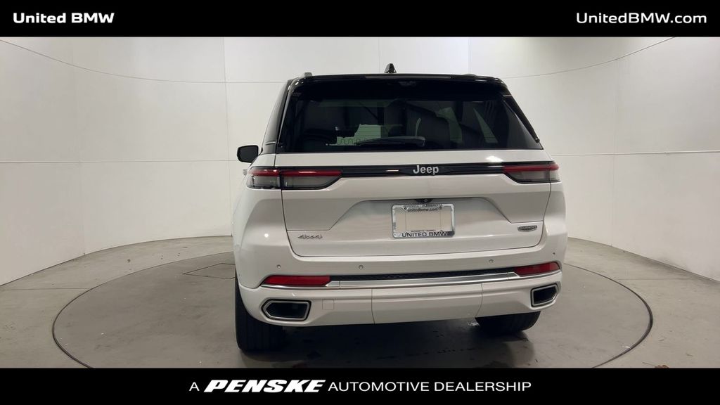 Thumbnail: 2023 Jeep Grand Cherokee - 7