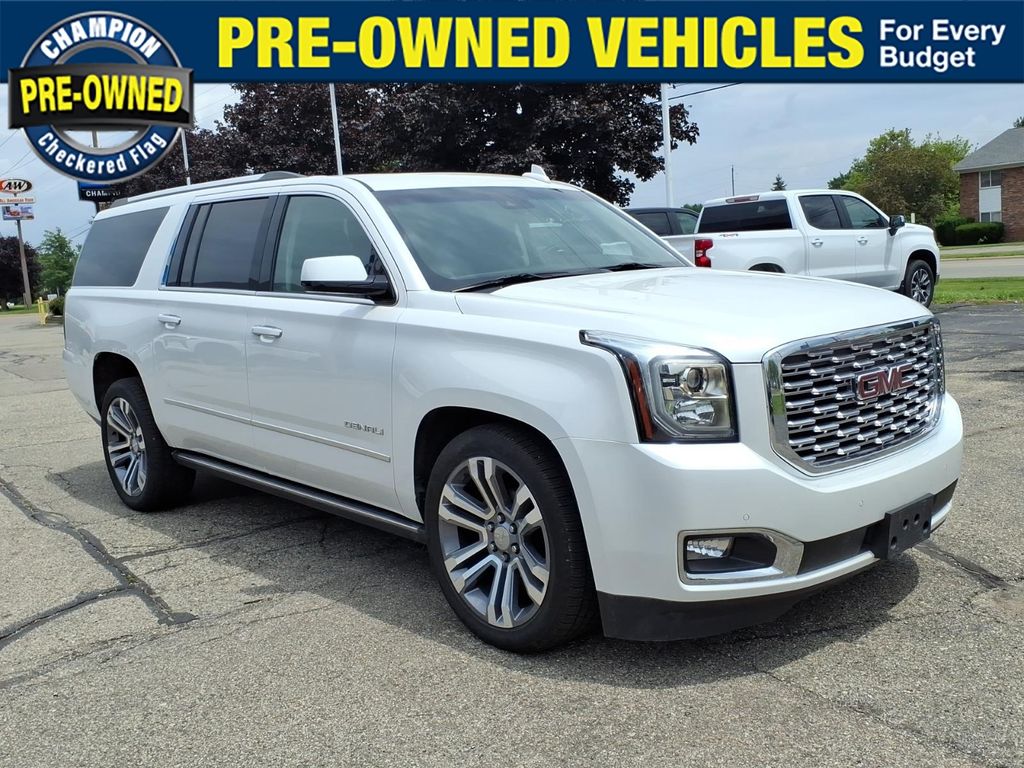White Frost 2019 GMC Yukon XL SUV / Crossover Four-Wheel Drive 