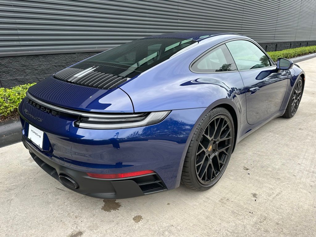 Thumbnail: 2024 Porsche 911 - 10