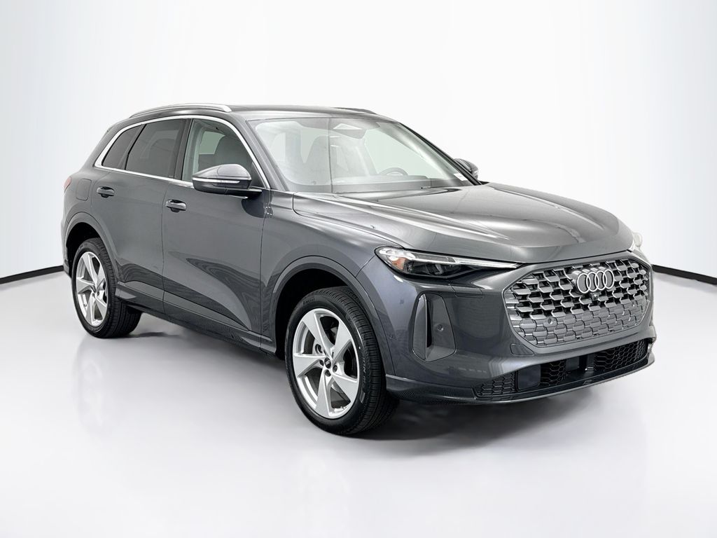 Thumbnail: 2025 Audi Q5 - 3