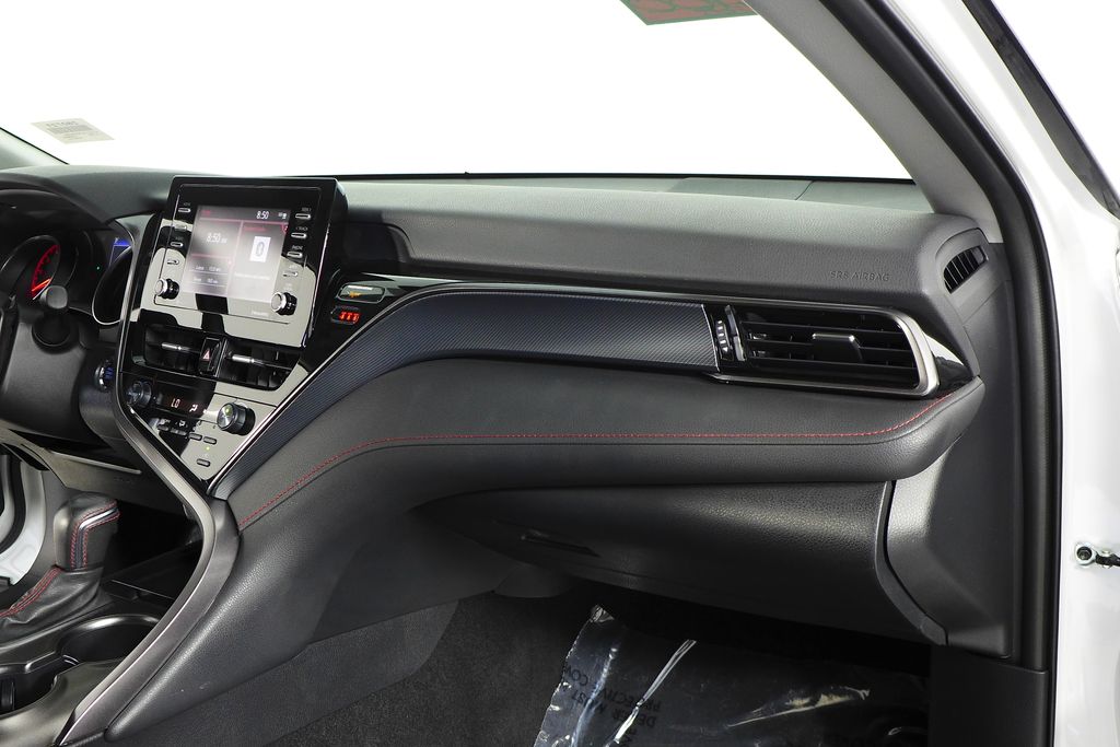 Thumbnail: 2021 Toyota Camry - 14
