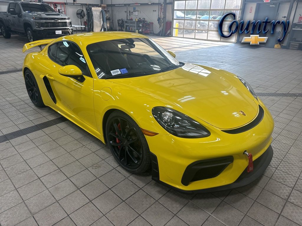 2022 Porsche 718 Cayman GT4 RWD