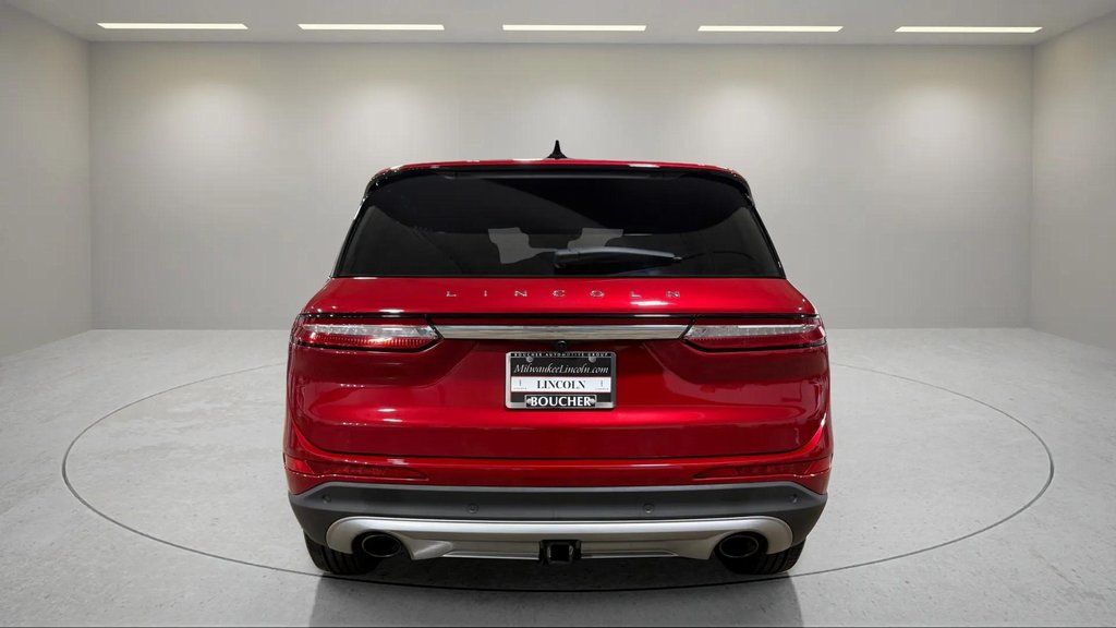 Certified Used 2023 Red Carpet Metallic Tinted Clearcoat Lincoln Reserve image 4