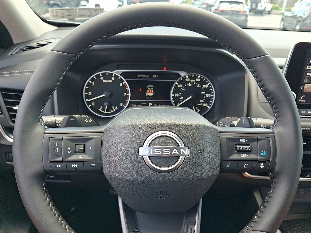 2025 Nissan Rogue — photo 20