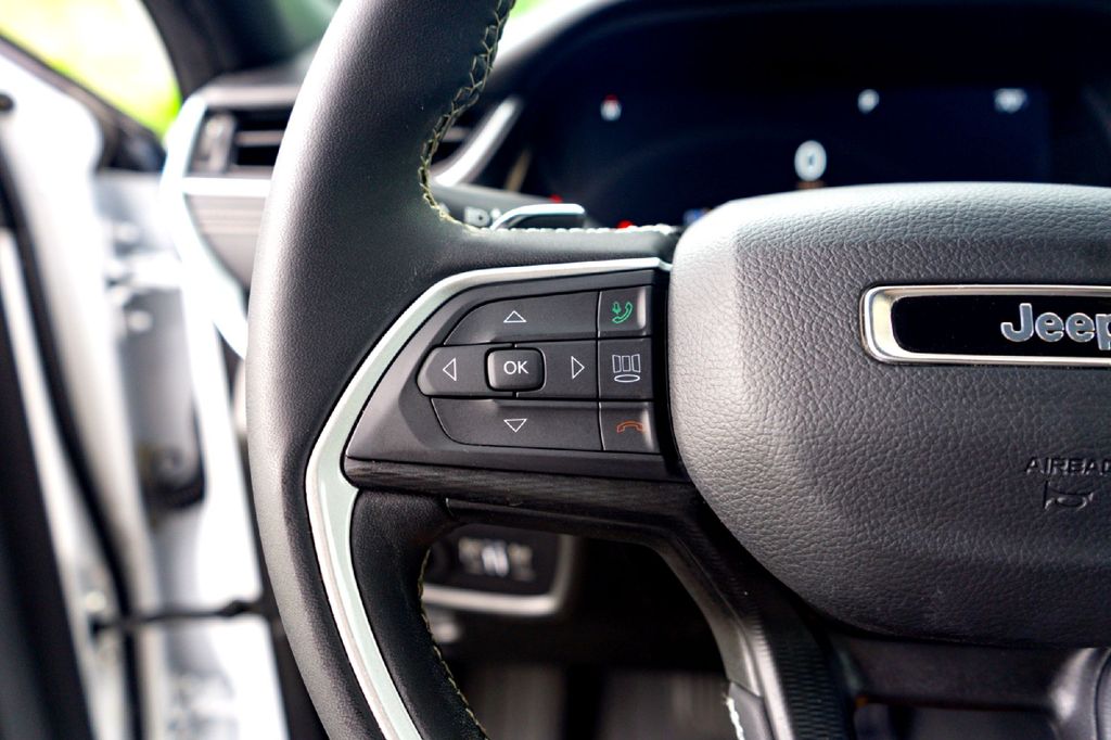 Used Car 2023 Jeep Grand Cherokee L  Altitude For Sale Under $30,000 In Taylor, Texas