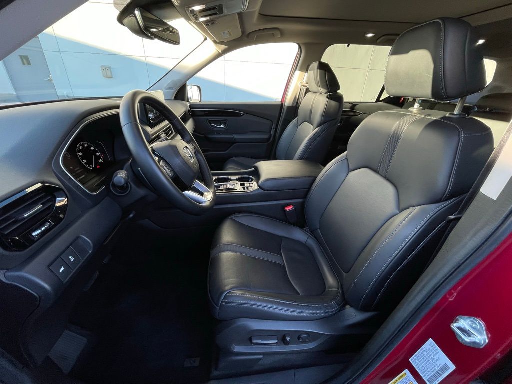 Thumbnail: 2023 Honda Pilot - 27