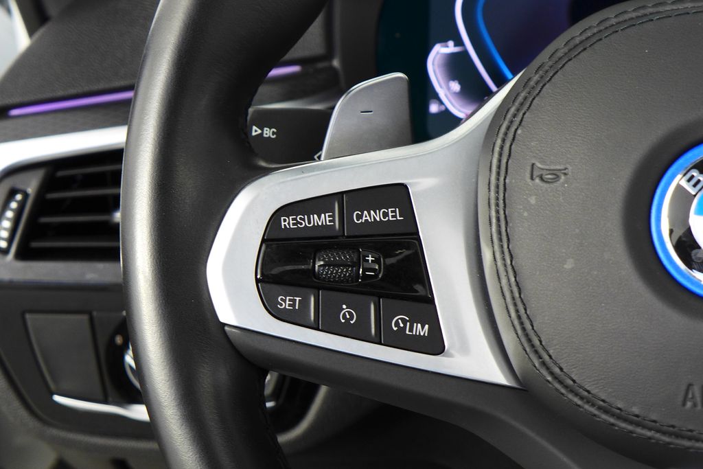 Thumbnail: 2023 BMW 5 Series - 29