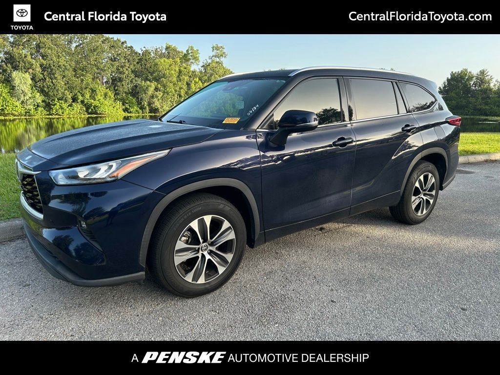 Thumbnail: 2020 Toyota Highlander - 1