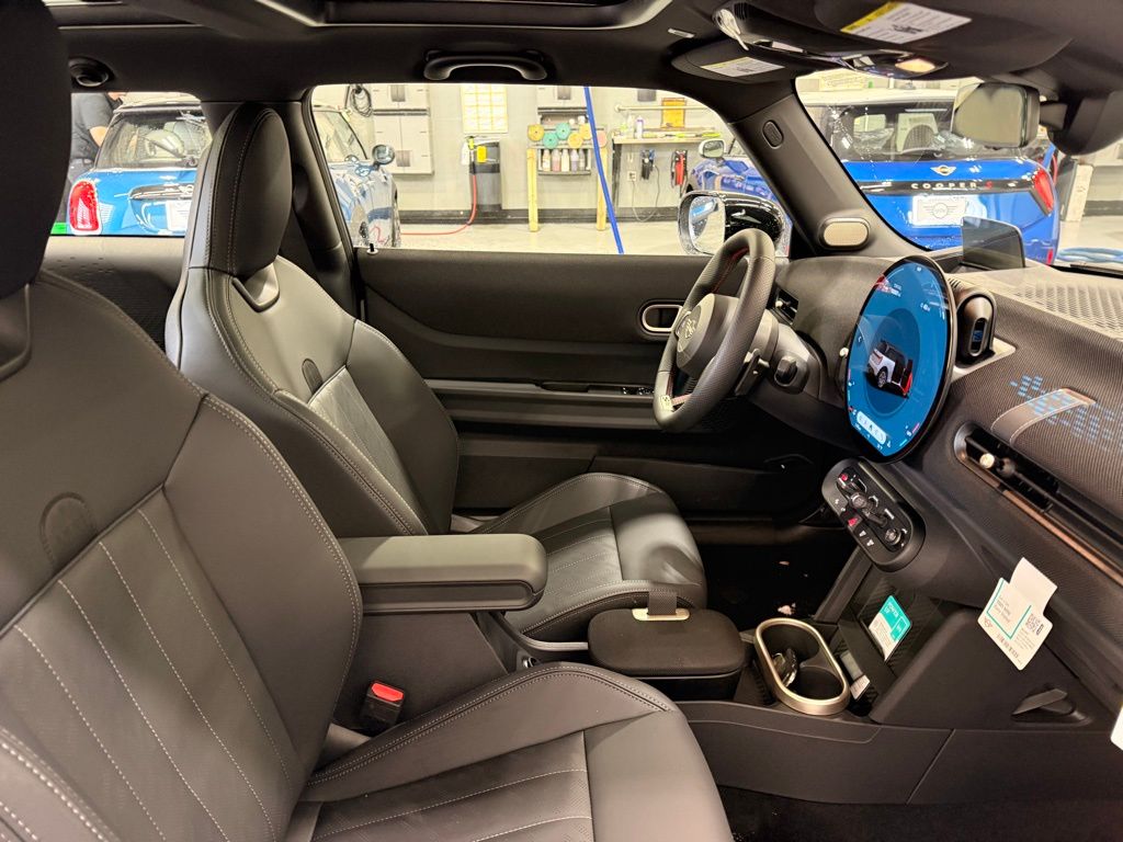Thumbnail: 2026 MINI Cooper - 23