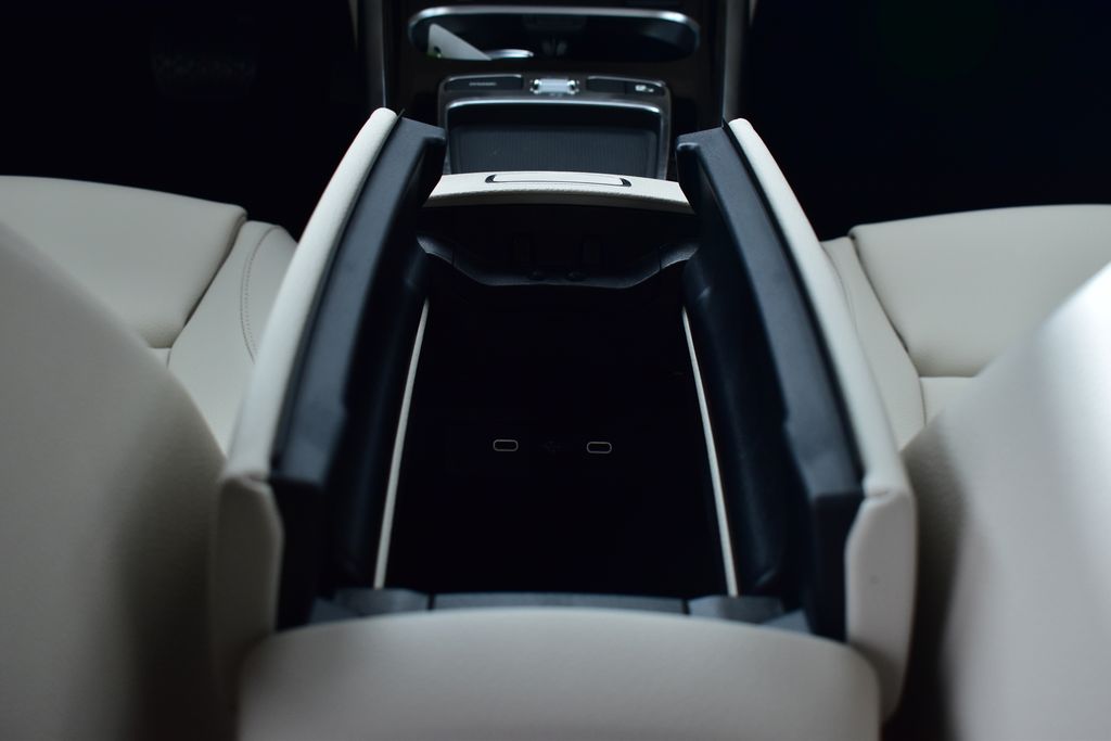 Thumbnail: 2025 Mercedes-Benz GLA - 22