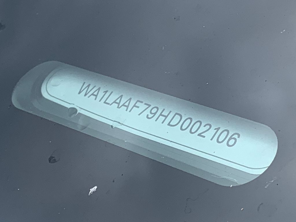 Thumbnail: 2017 Audi Q7 - 11