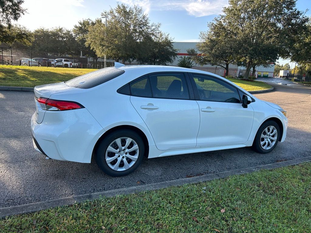 Thumbnail: 2021 Toyota Corolla - 5