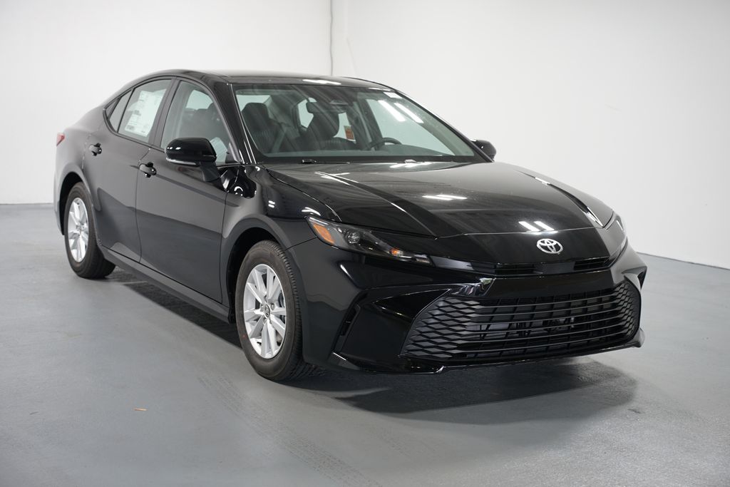 Thumbnail: 2025 Toyota Camry - 3