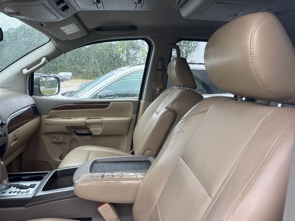 2014 Pearl White Nissan Armada SL RWD SUV