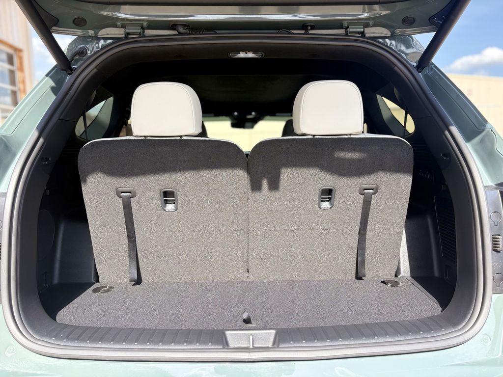 2025 Kia Sorento Hybrid SX Prestige Green at Community Kia