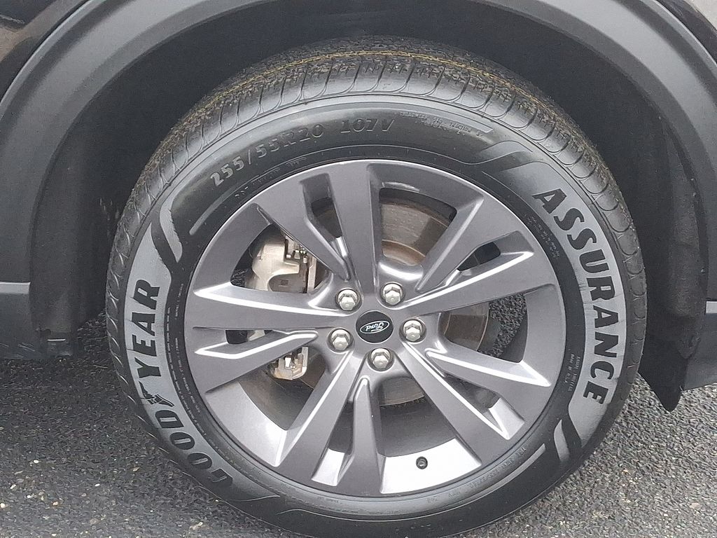 Thumbnail: 2023 Ford Explorer - 8