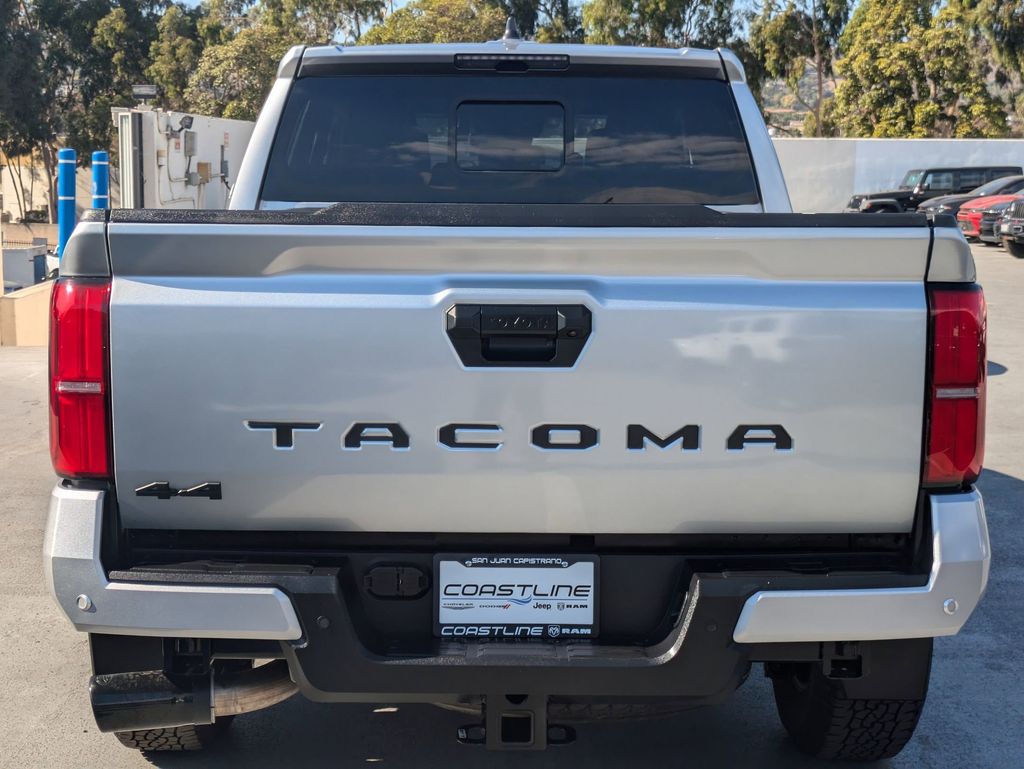 2024 Toyota Tacoma TRD Off-Road 3