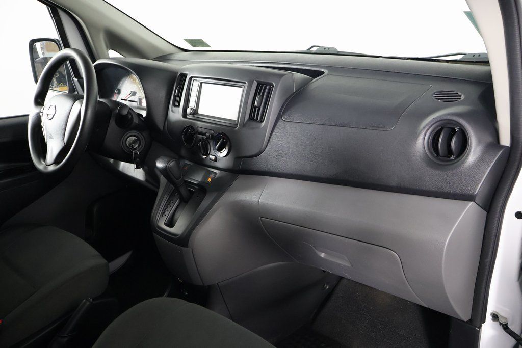 Thumbnail: 2020 Nissan NV200 - 7