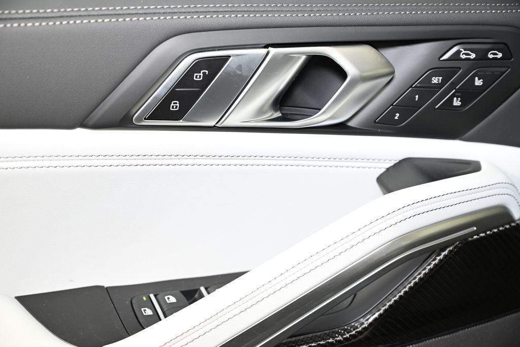 Thumbnail: 2026 BMW X6 - 22