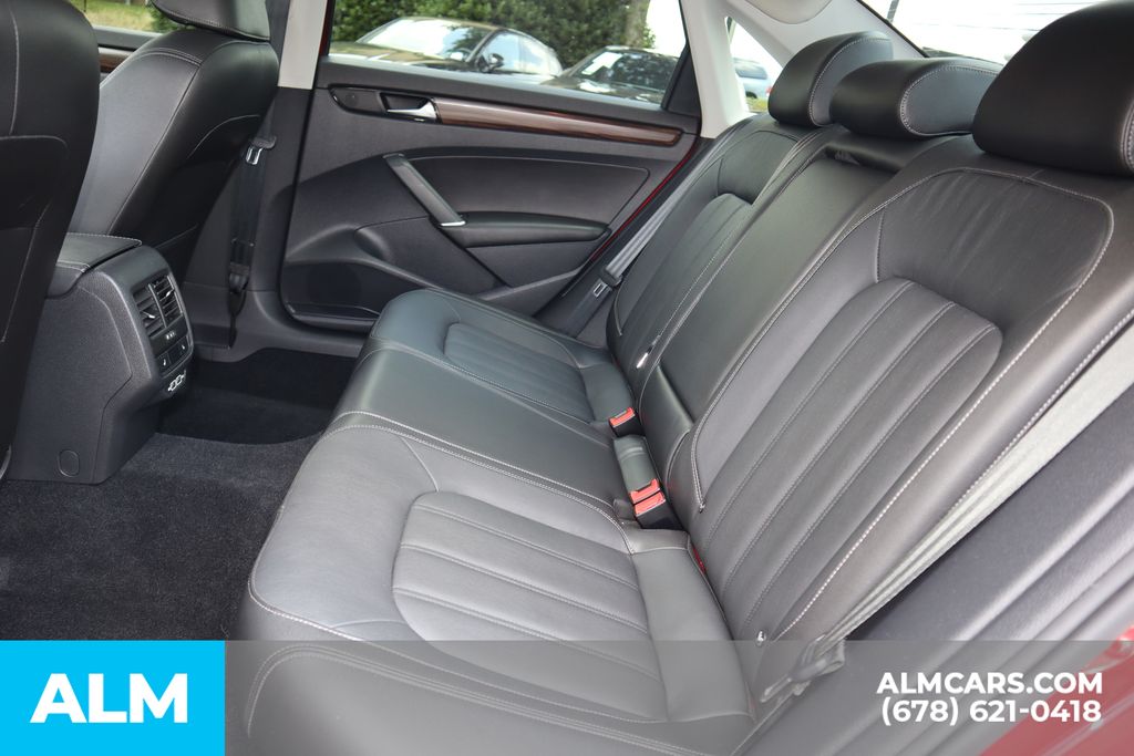 Used 2020 Red Volkswagen 2.0T SEL image 19