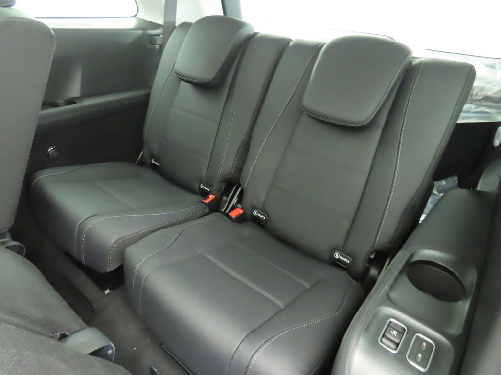 2025 Mercedes-Benz GLS 450 4MATIC 23