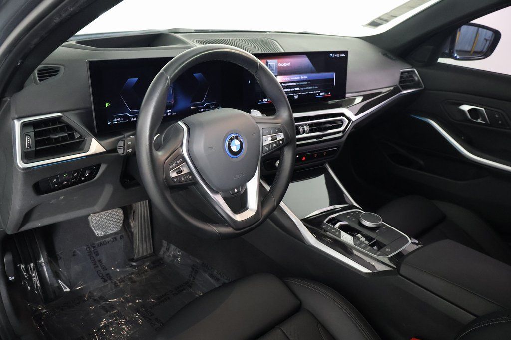 Thumbnail: 2024 BMW 3 Series - 7