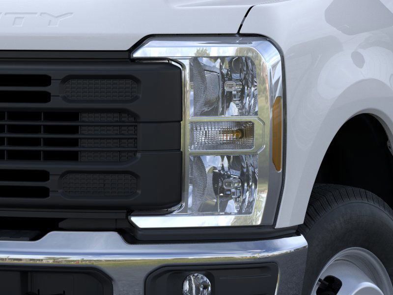 2025 Ford F-350 Super Duty XL