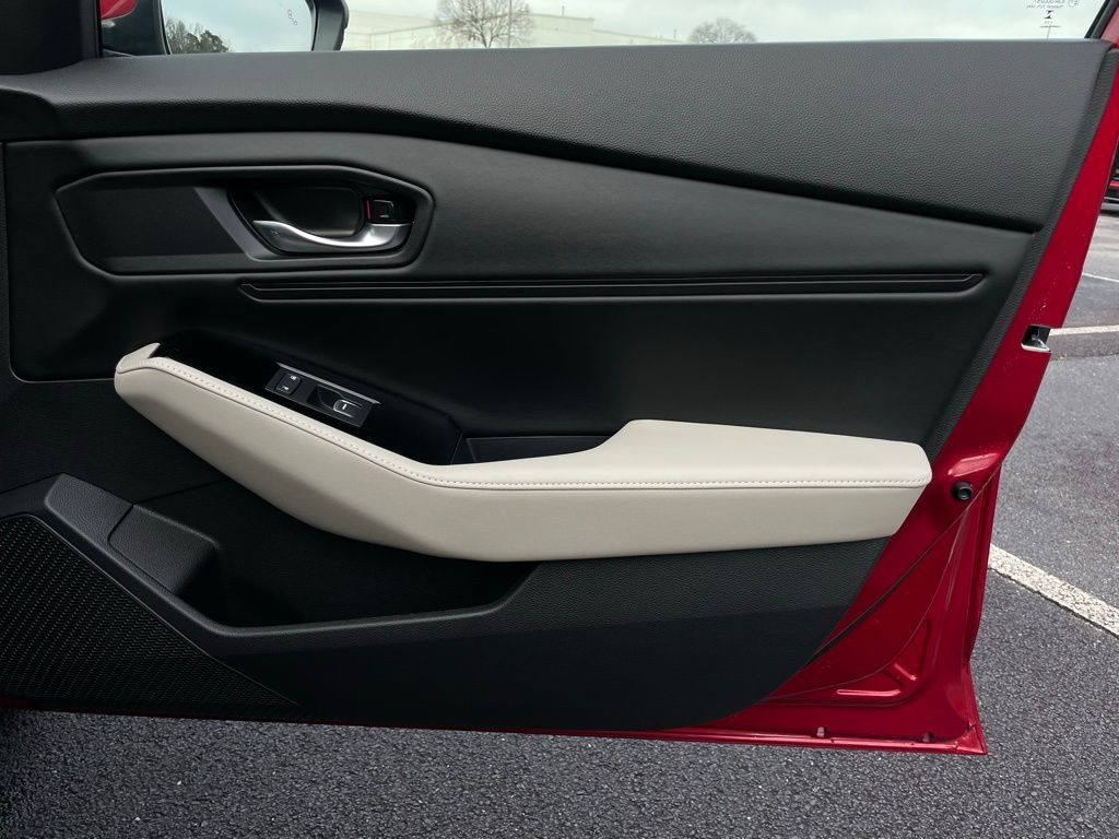 Thumbnail: 2023 Honda Accord - 29