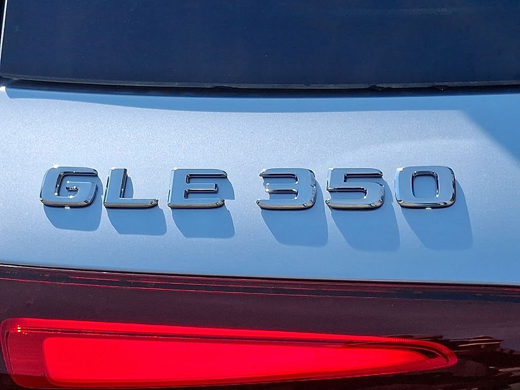 Thumbnail: 2025 Mercedes-Benz GLE - 24