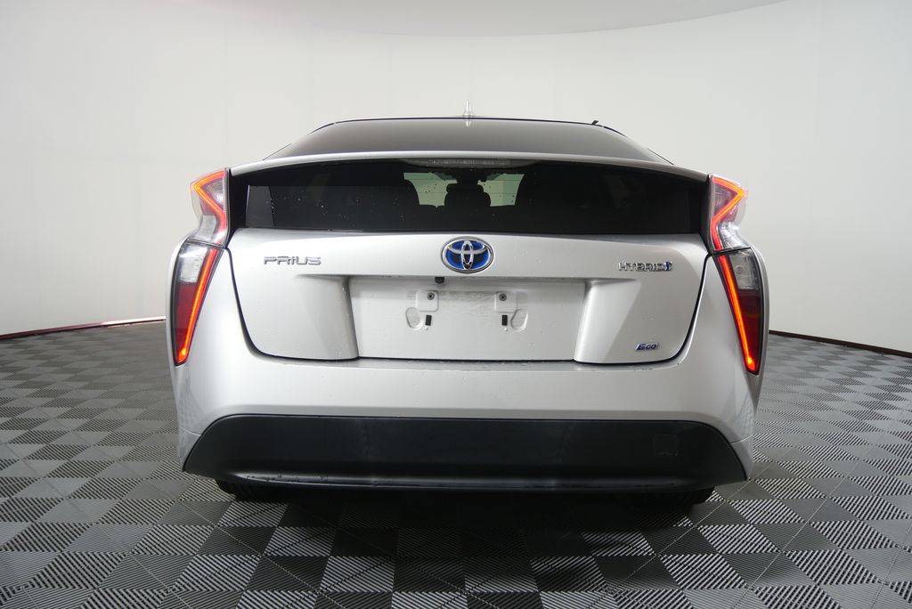 Thumbnail: 2017 Toyota Prius - 4