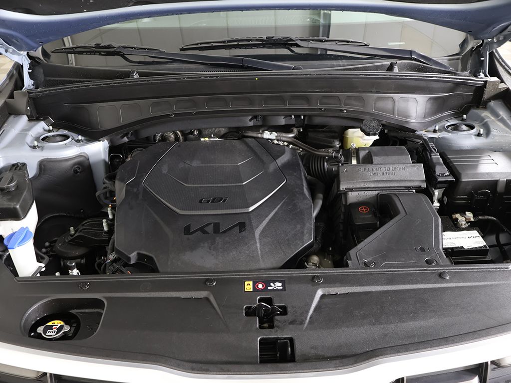 Used 2023 Silver Kia S image 21